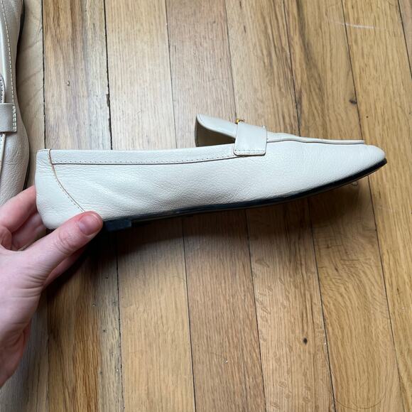 Tod's T Women's 38 1/2 US 8.5 Timeless Leather Loafters White With Gold Hardwear - Picture 14 of 16